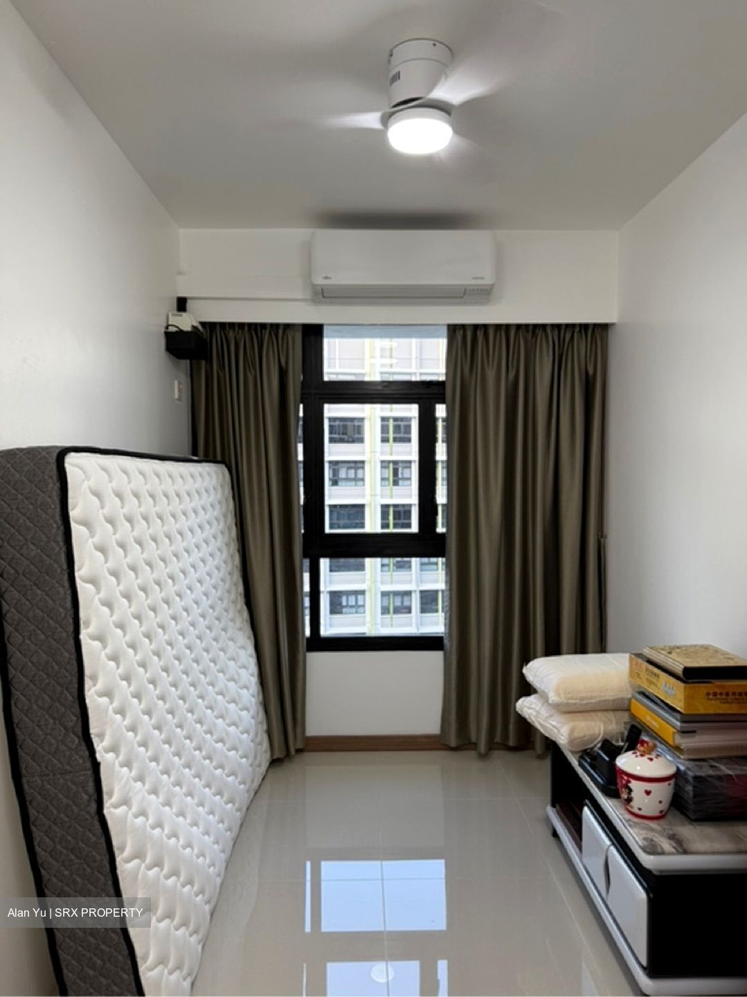 Champions Way (Woodlands),  #572709691